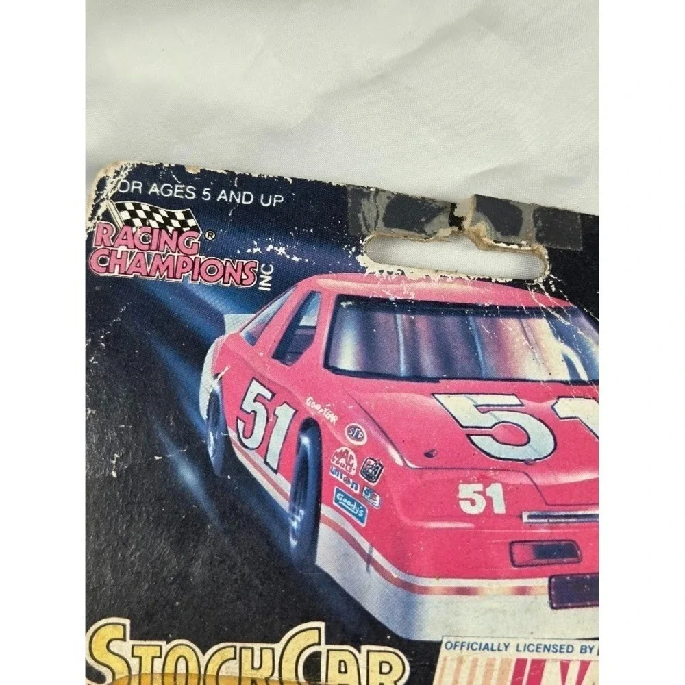 Racing Champions Nascar Team  Dave Marcus 1:64 Die Cast Car 1991 #71